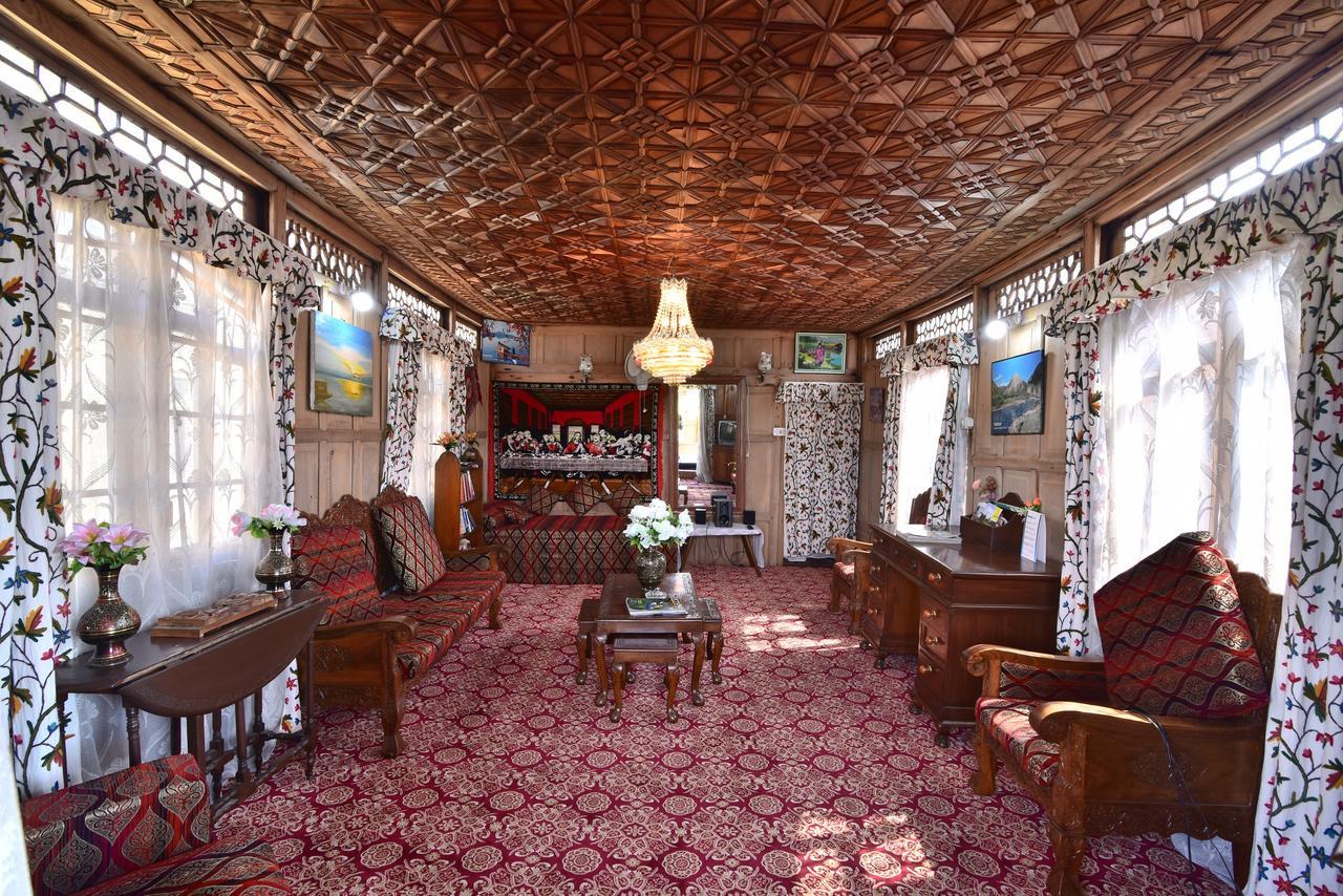 Golden Hopes Group Of Houseboats Hotel Srinagar  Ngoại thất bức ảnh
